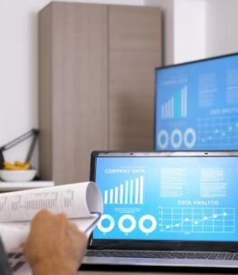 business-man-with-beard-working-hard-his-desk-office-motivated-man_482257-18758